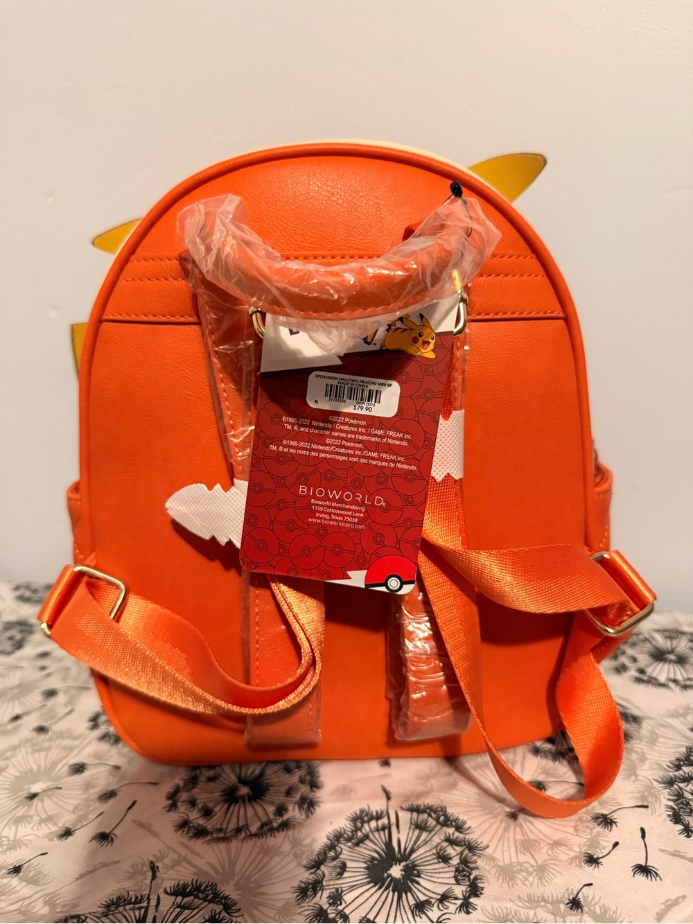 Pikachu Pumpkin Backpack - Picture 4 of 5